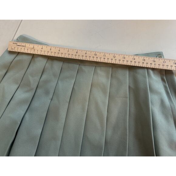 Vintage Lasting Comfort Pleated Skirt - Sage Green - Small - Picture 8 of 14